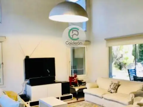 Casa en Venta Barrio Cerrado Santa Ana