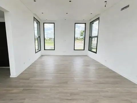 Casa en Venta en Fincas de San Vicente, USD 269.000
