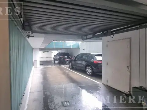 Oficina en Venta con 2 cocheras