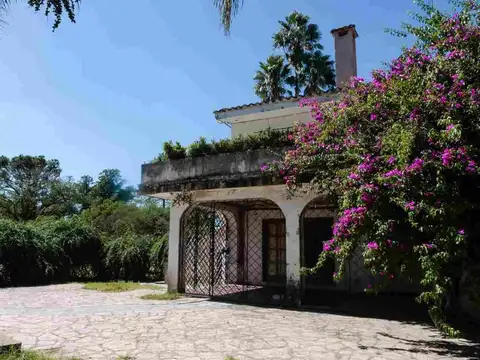 Espectacular casona con 1.3 hectáreas, Nogoyá
