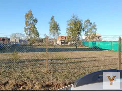 Terreno en Venta en Arana, USD 25.000