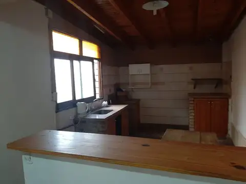 Casa + Dos Departamentos en Venta en Godoy Cruz