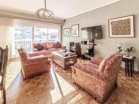 Avenida Díaz Vélez al 5300