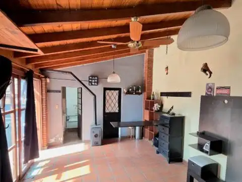 Casa en Venta en Arroyito, USD 110.000