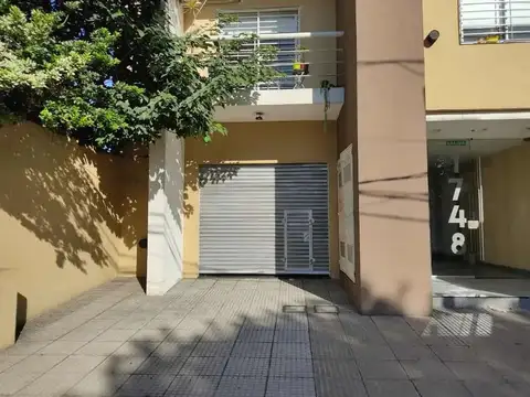 Local En Venta En Villa Luzuriaga