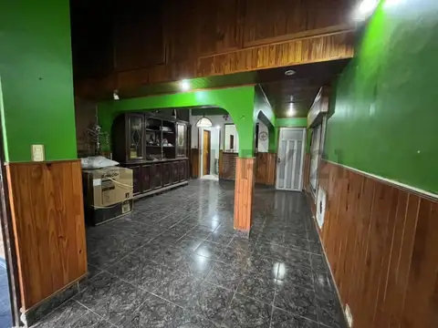 VENTA DE CASA DE 5 AMBIENTES EN GUERNICA