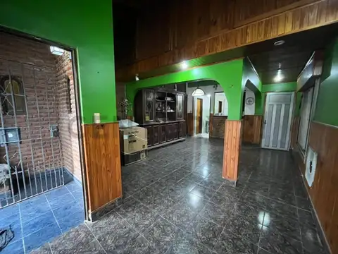 Manuela Pedraza 100