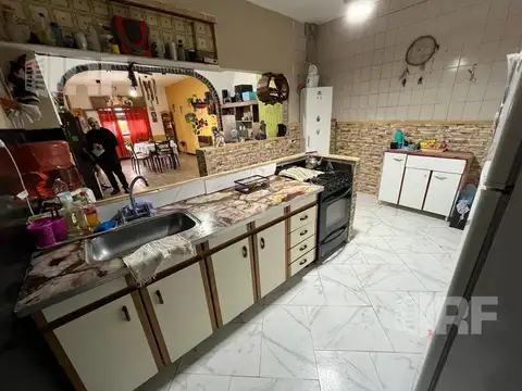 Venta Casa 5 ambientes - San Jose, Temperley