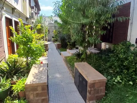 DUPLEX 2 AMBIENTES IMPECABLE EN RAMOS MEJIA