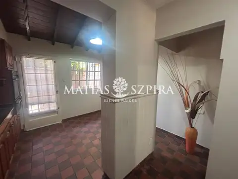 Casa en Venta con 1 cochera
