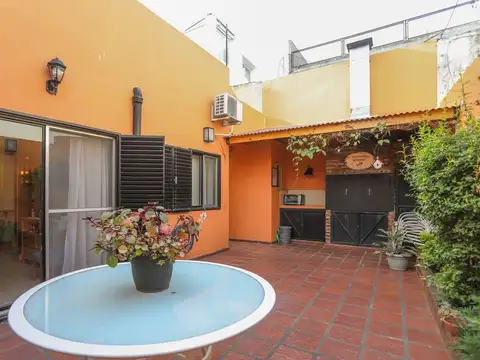 Depto Tipo Casa en Venta en Villa del Parque, USD 265.000