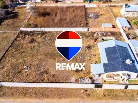 CASA VENTA LA SILLETA CON PILETA 4 DORMITORIO