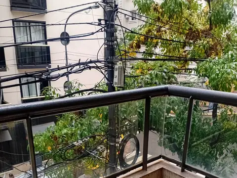 Azcuénaga 1100, Piso 2