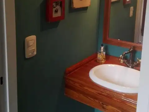 Casa 4 ambientes con 4 baños