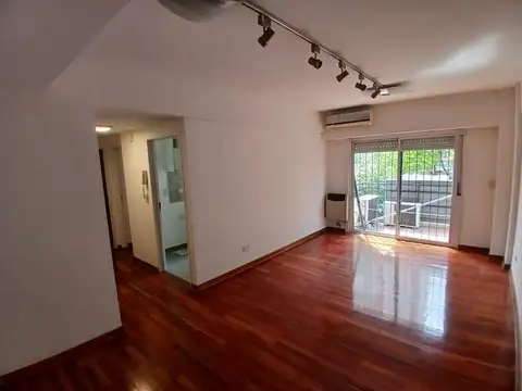 Alquiler Departamento 2 ambientes apto profesional con espacio guarda coche en Villa Devoto