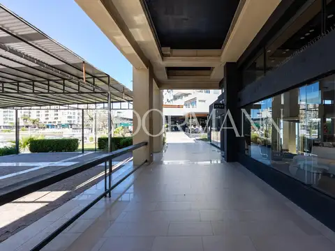Av. del Mirador  al 400