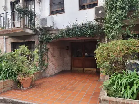 GARIBALDI 500, Piso 0