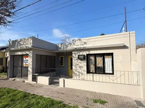 Casa en Granadero Baigorria