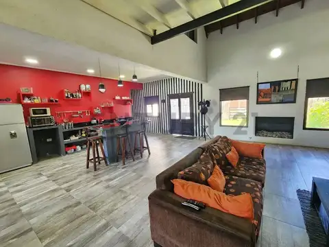 VENTA-PERMUTA CASA QUINTA 3 AMBIENTES EN LUJAN