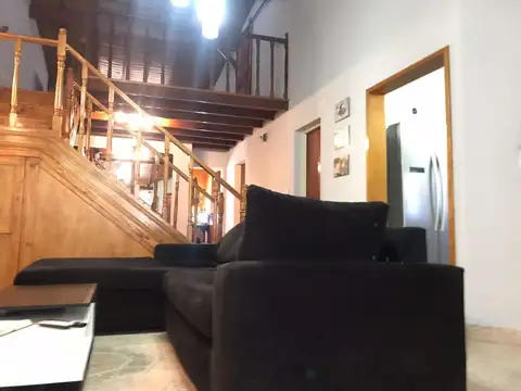 VENTA CASA 4 AMBIENTES CON PILETA PABLO NOGUES