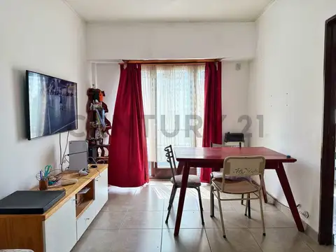 60 e/ 1 y 2 , Piso 0