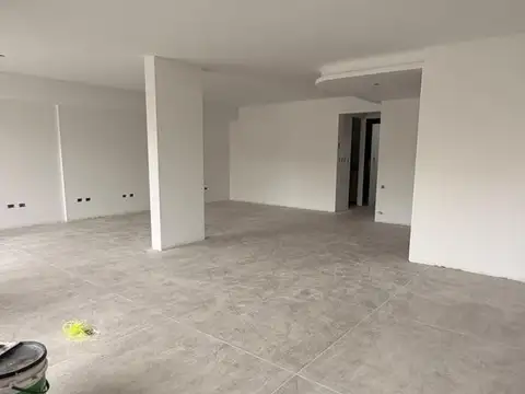 VENTA - Oficina Piso Exclusivo, a Estrenar - Pichincha, Rosario.