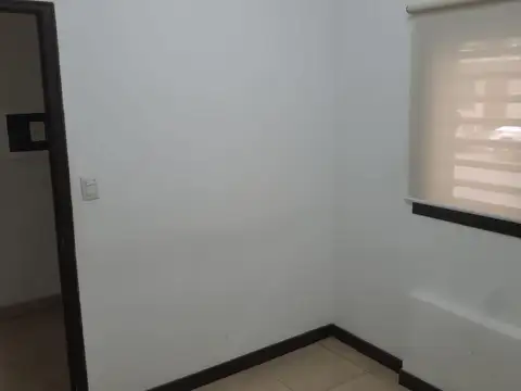 Depto Tipo Casa en Alquiler de 5 dormitorios