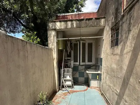 Depto Tipo Casa en Venta en Carapachay, USD 99.000