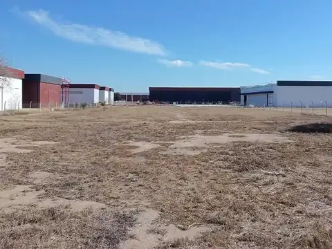 Terreno en Alquiler de 6462,0 m2
