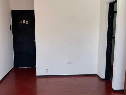 Martínez de Estrada  al 7800