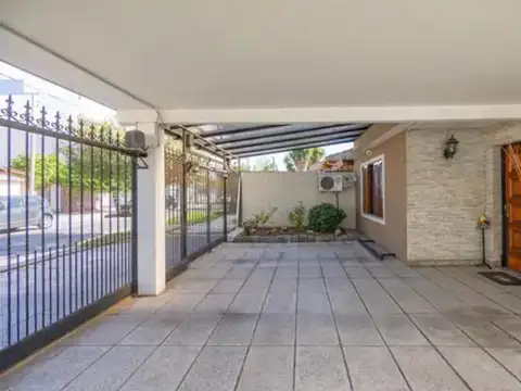 Casa en Venta en Lomas Del Mirador, USD 222.000