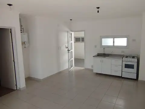 Alquilamos! Dpto. 1 Dorm. - 2do Piso - Oro Verde!
