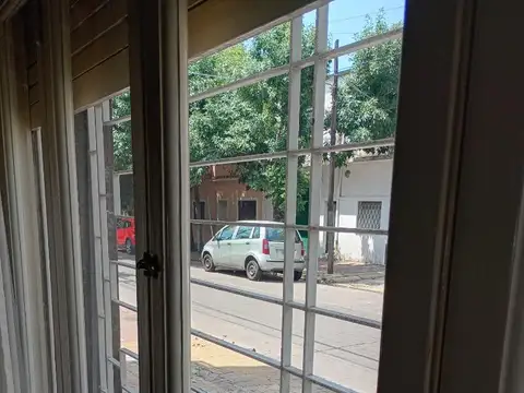 Depto Tipo Casa Monoambiente con 3 baños