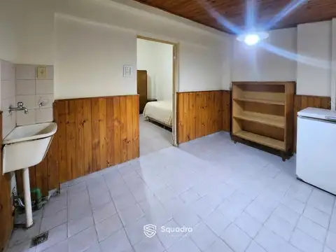 VENTA - Casa 2/3 Domitorios, con jardin - Barrio Grafico, Fisherton.