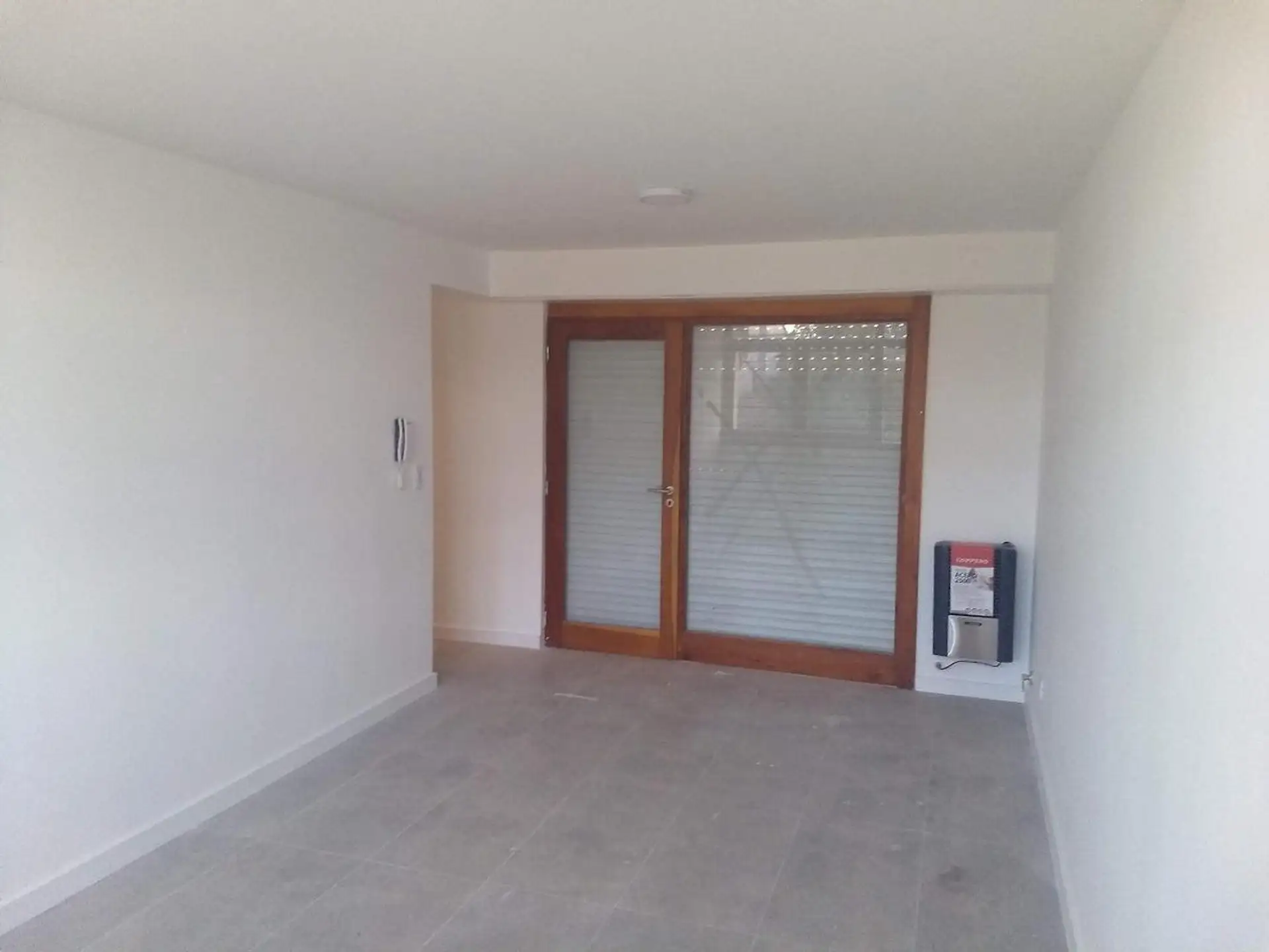 Depto 1 amb, 30m² con cochera — Pompeya