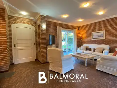 De las Tres Carabelas 800