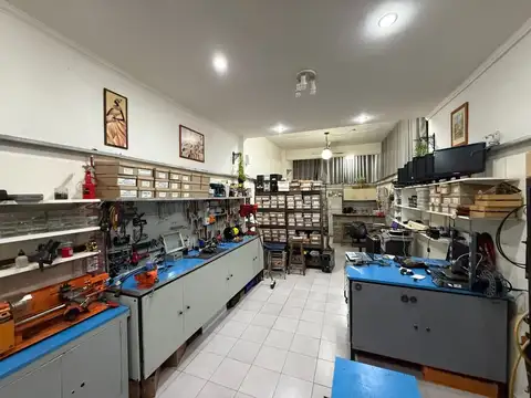 Local en Venta 25 años