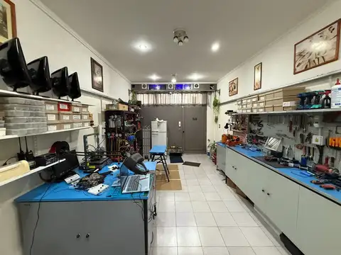 Local en Venta 25 años