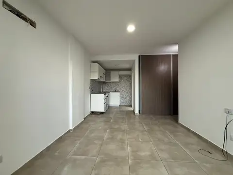 Departamento en Alquiler en Republica De La Sexta, $ 310.000