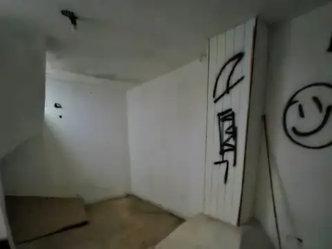 Local en Venta 50 años