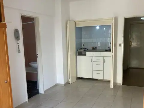 Hipólito Irigoyen  al 1315 CABA