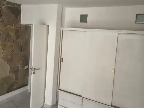 Depto Tipo Casa en Alquiler en Villa Martelli, $ 900.000