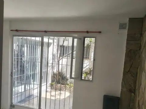Depto Tipo Casa en Alquiler en Villa Martelli, $ 900.000