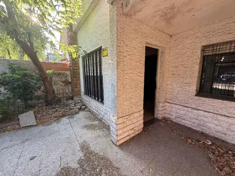 Depto Tipo Casa en Venta 47 años