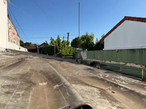 Depto Tipo Casa en Venta en Villa Sarmiento, USD 75.000