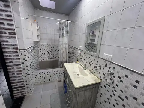 Depto Tipo Casa en Venta en Villa Dominico, USD 70.000