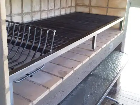 25 De Mayo 1166 , Piso 1