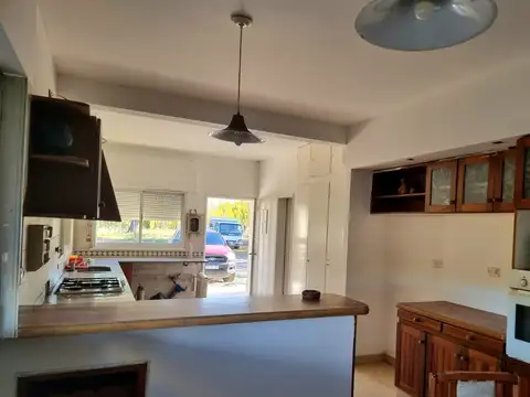 Alquiler Casa Una Planta en B° Privado El Vergel - Ideal Empresas