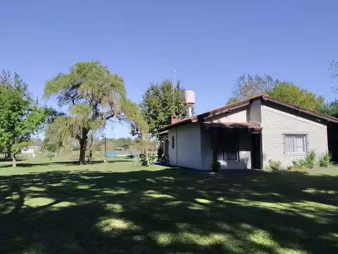 Casa quinta, pileta venta Ignacio Correas 1.704 m2