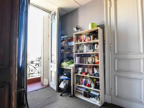 Depto Tipo Casa en Venta 100 años